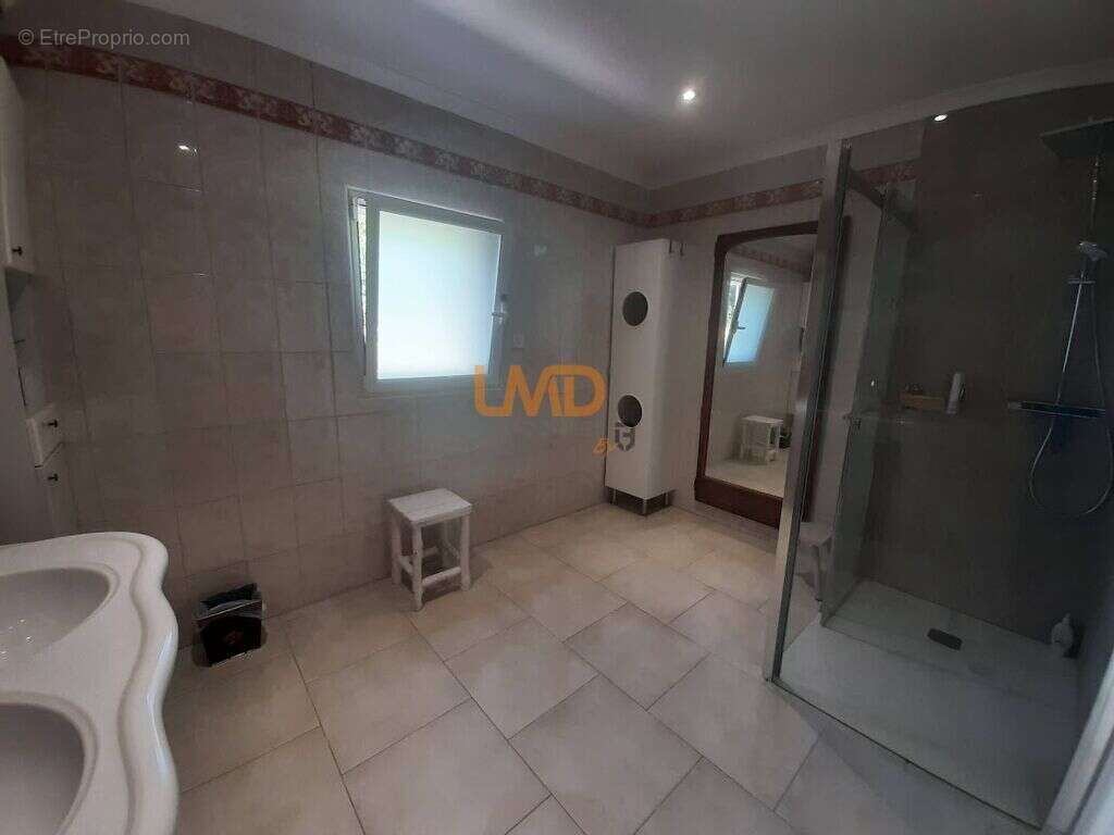 Maison contemporaine  avec vue sur la porte des Cévennes - photo 6