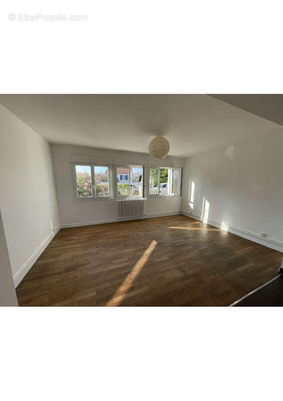 Maison à LE POULIGUEN