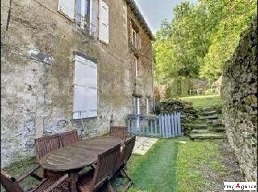 Maison à SAINT-ANDRE-DE-VALBORGNE