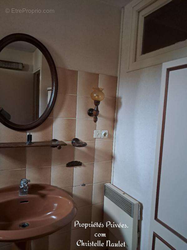 Maison à LE ROC-SAINT-ANDRE