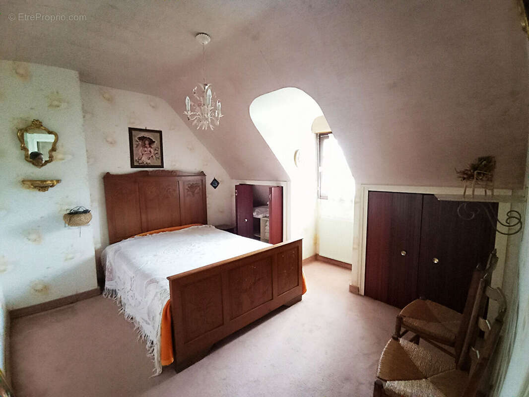 Maison à PLOUGOUMELEN