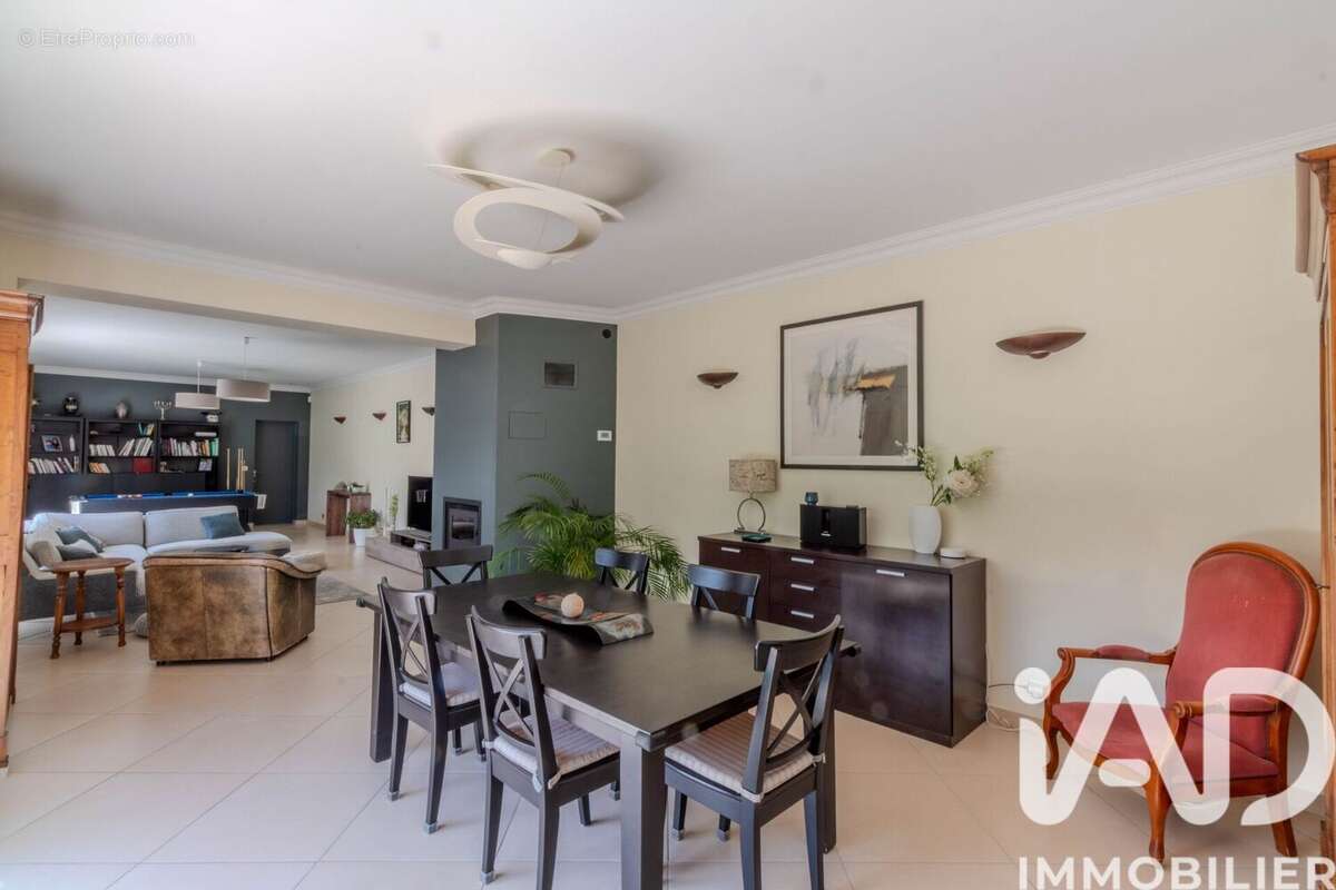 Maison 194 m² à Bourron-Marlotte  - photo 4