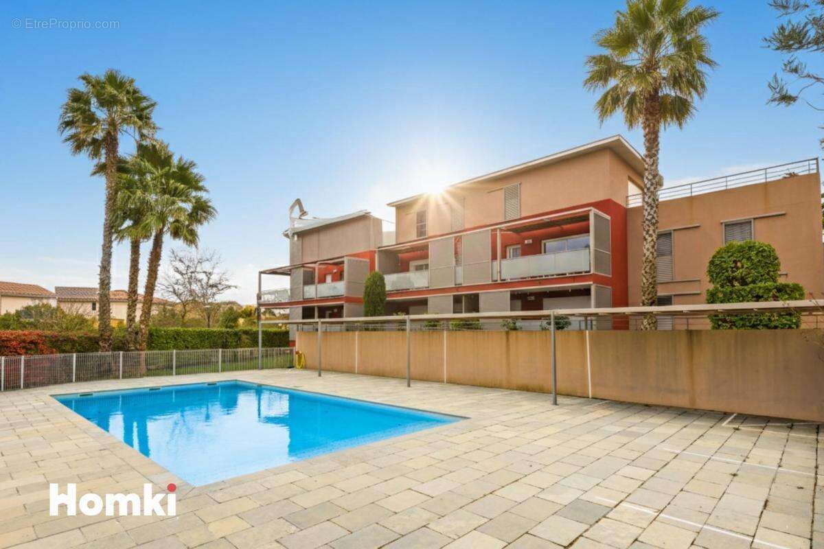 Appartement à MAUGUIO