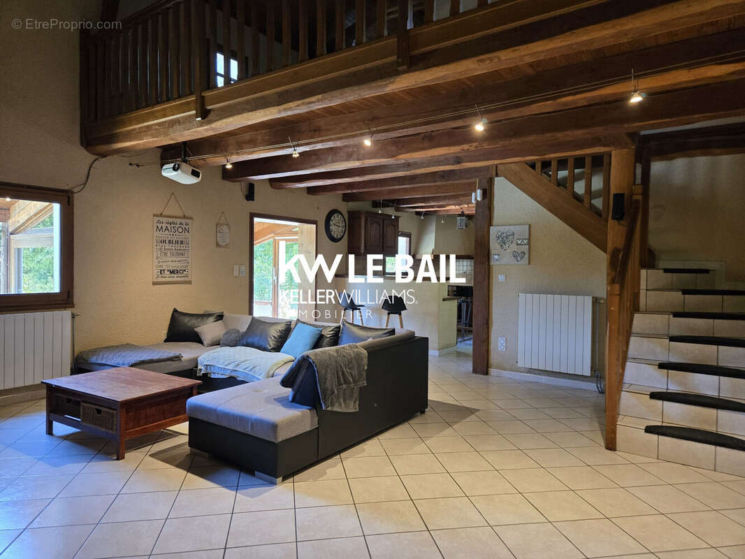 Maison 145 m² à Saint-Front-Sur-Lemance  - photo 2