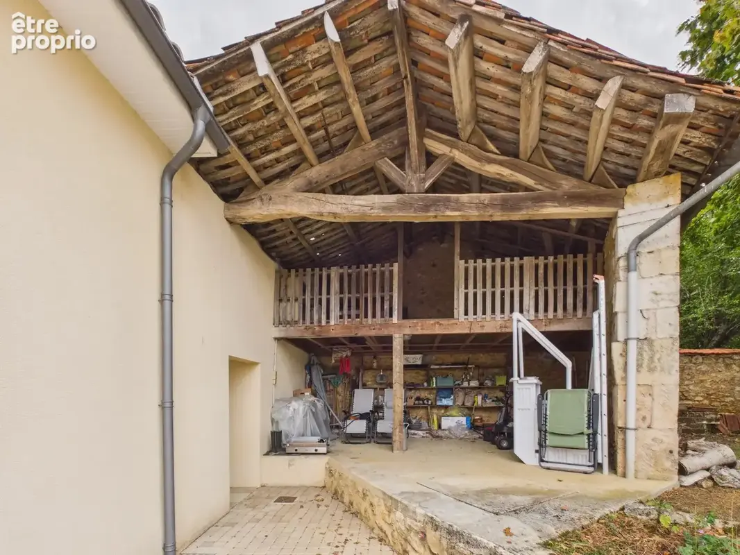 Maison familiale de plain-pied avec piscine, grand garage et potentiel d'agrandissement - photo 15
