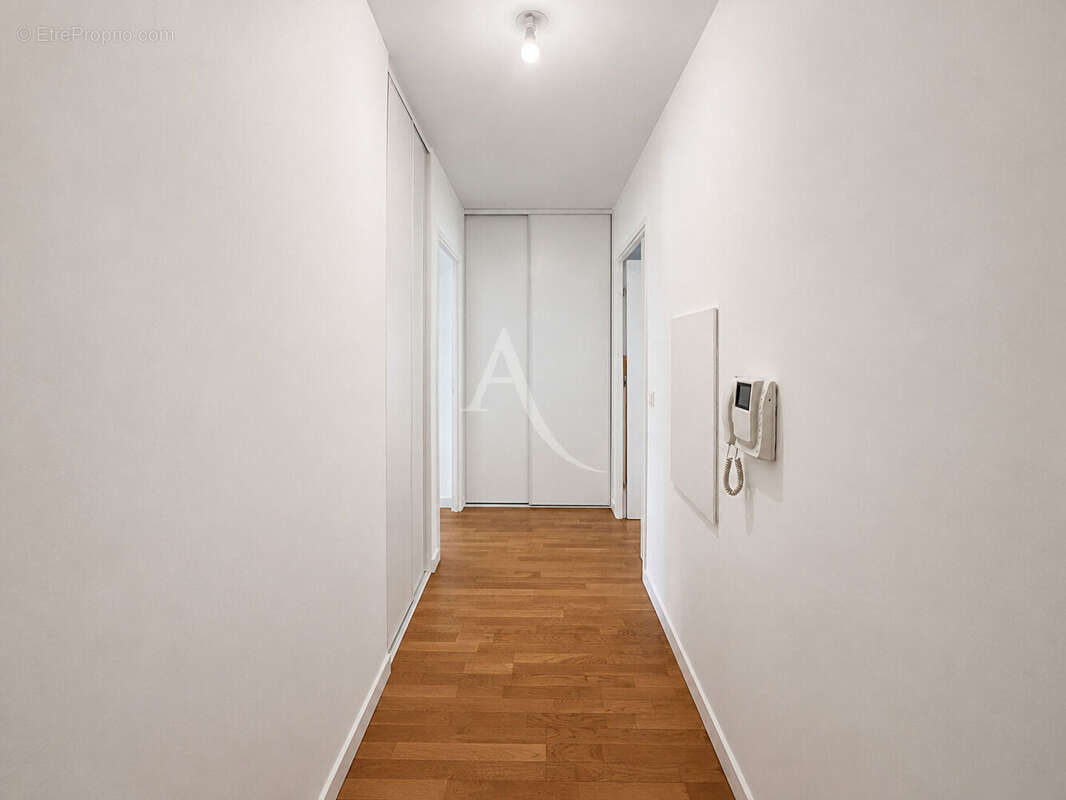 Emplacement premium à Serris - 3P avec balcon et 2 places de parkings - photo 7