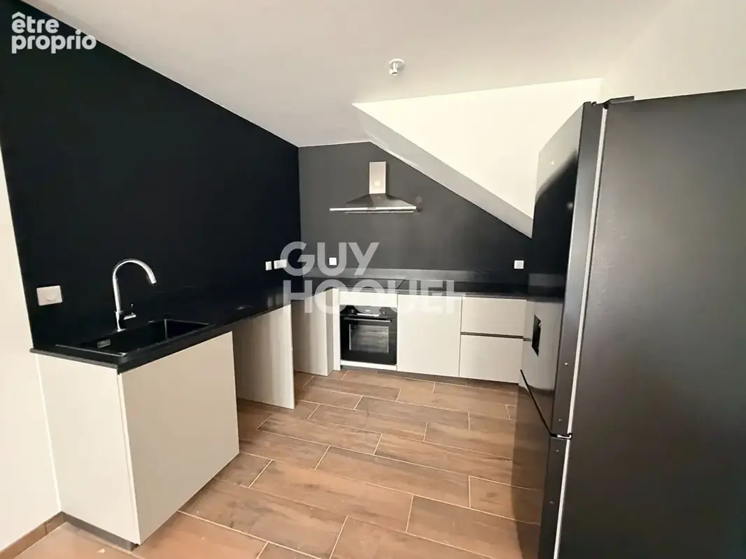 Appartement à BYANS-SUR-DOUBS