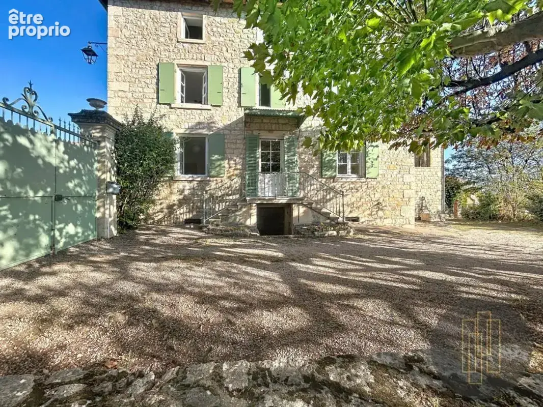 Exclusivité - Lucenay Centre - Maison ancienne- - photo 16