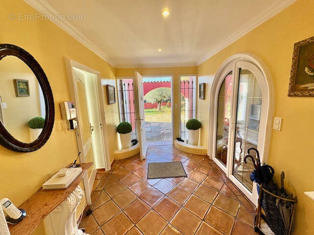 Maison à SAINT-CEZAIRE-SUR-SIAGNE