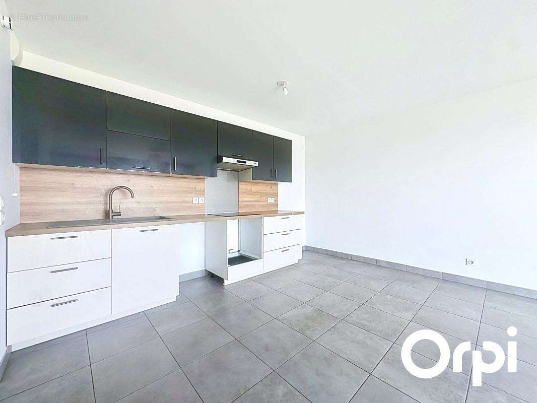 Appartement à GATTIERES