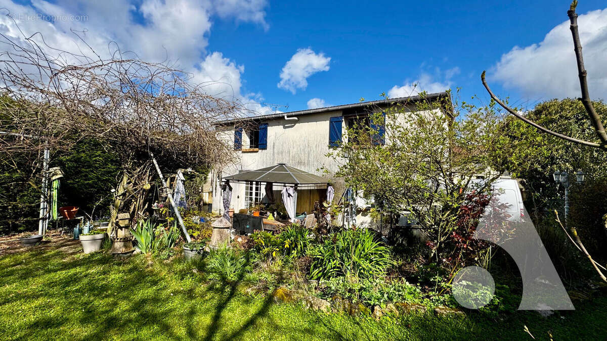 Maison à CREPY-EN-VALOIS