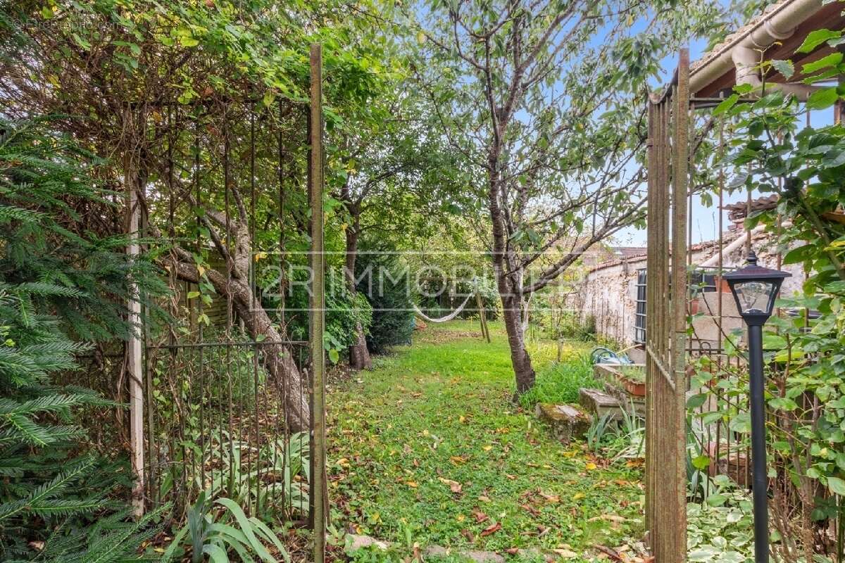 Appartement à FERRIERES-EN-BRIE