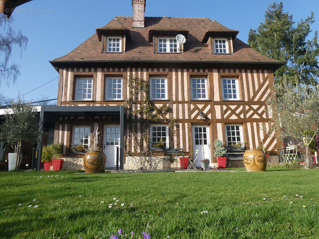 Maison à PONT-L'EVEQUE