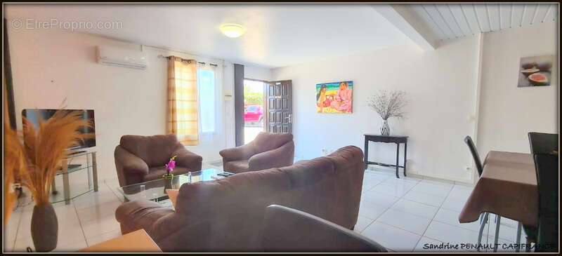 Appartement à KOUROU