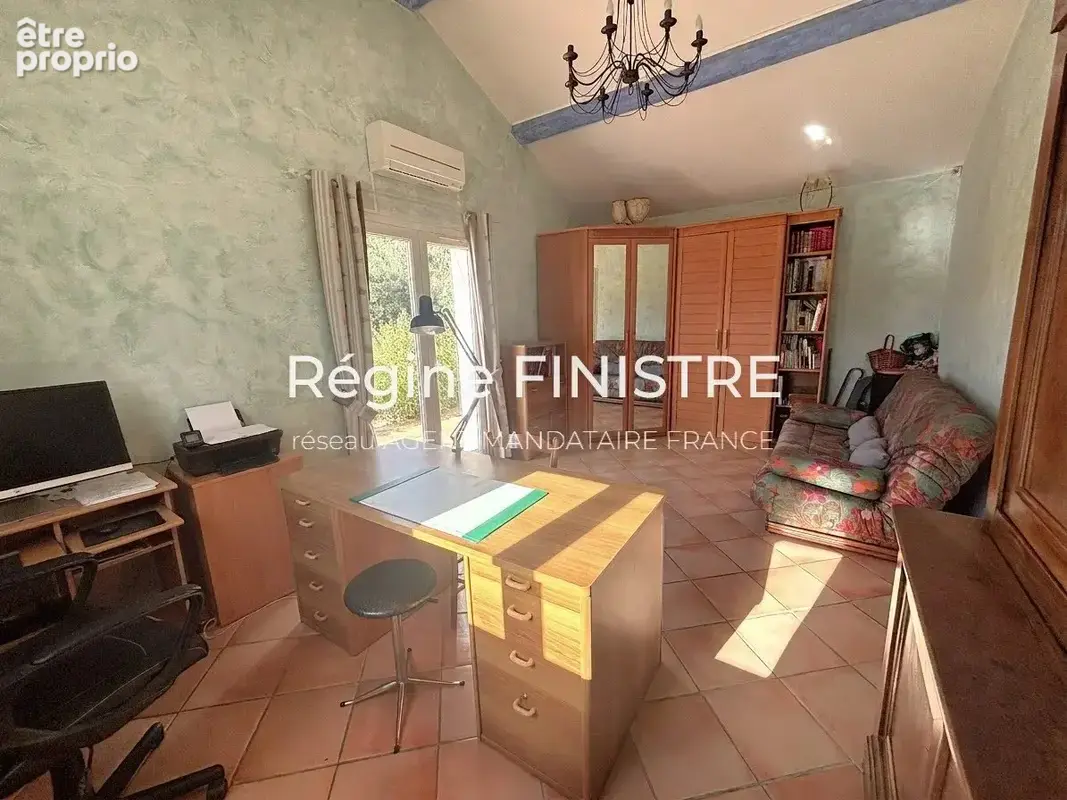 Les arcs-sur-argens bastide t5 - 179 m² - 4 chambres - piscine - double garage - boulodrome - 5 087 m² de terrain clos - photo 15