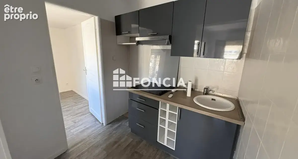 Appartement 2 pièces proche Centre Ville Lavandou - photo 6