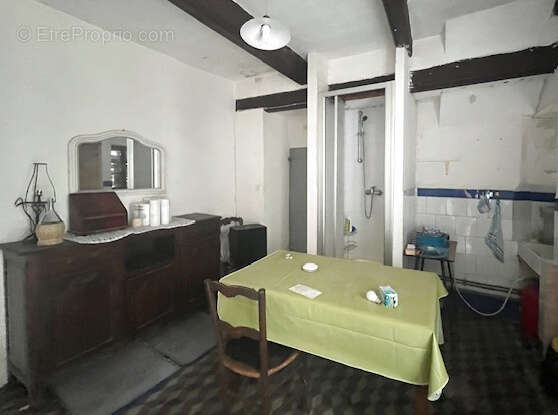 Deux appartements deux pieces avec cour interieure privee - photo 2