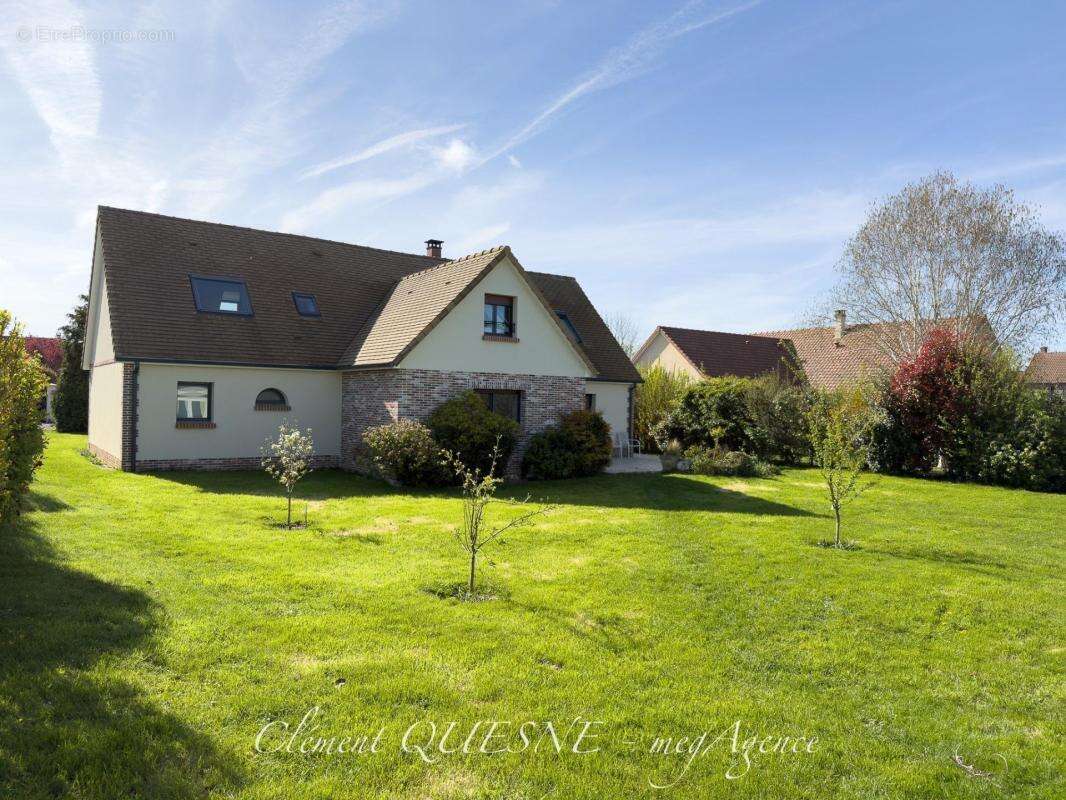 Maison à SAUCHAY