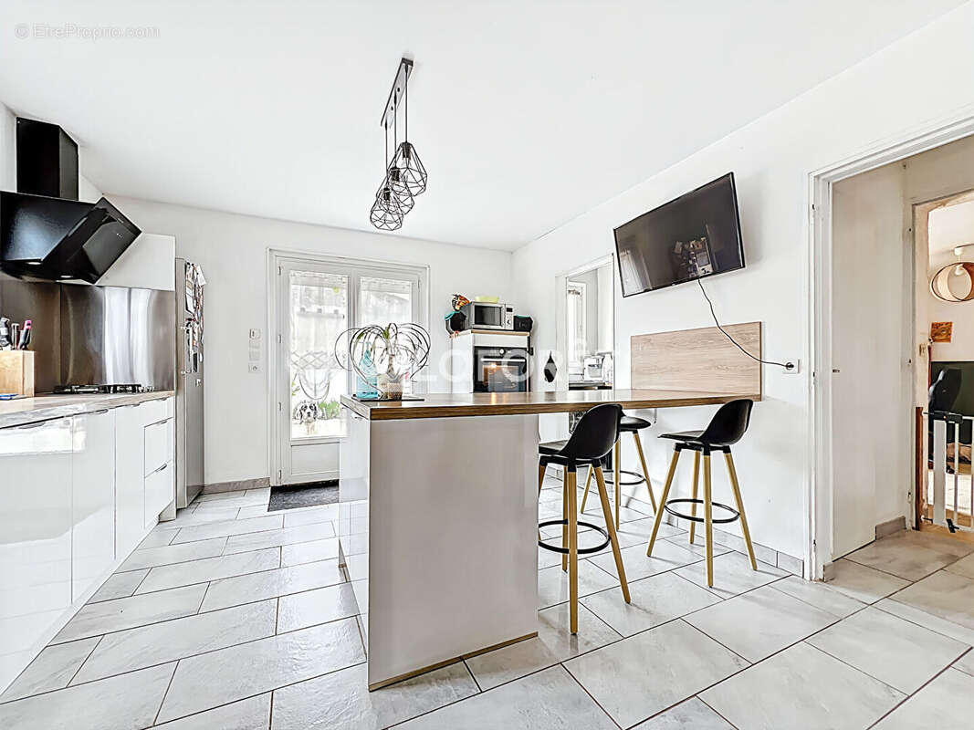 Maison à DOUE-LA-FONTAINE