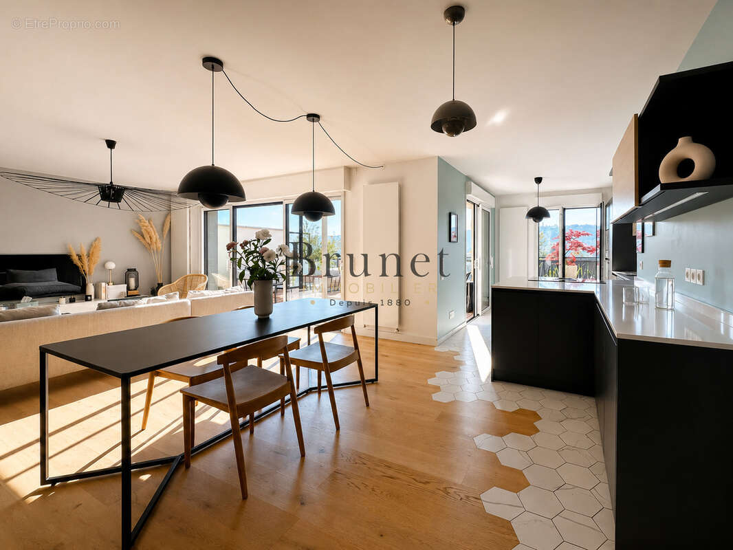 Appartement à SAINT-MAUR-DES-FOSSES