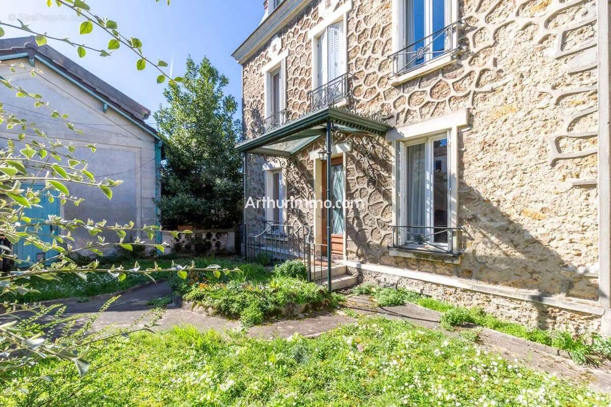 Maison à SUCY-EN-BRIE