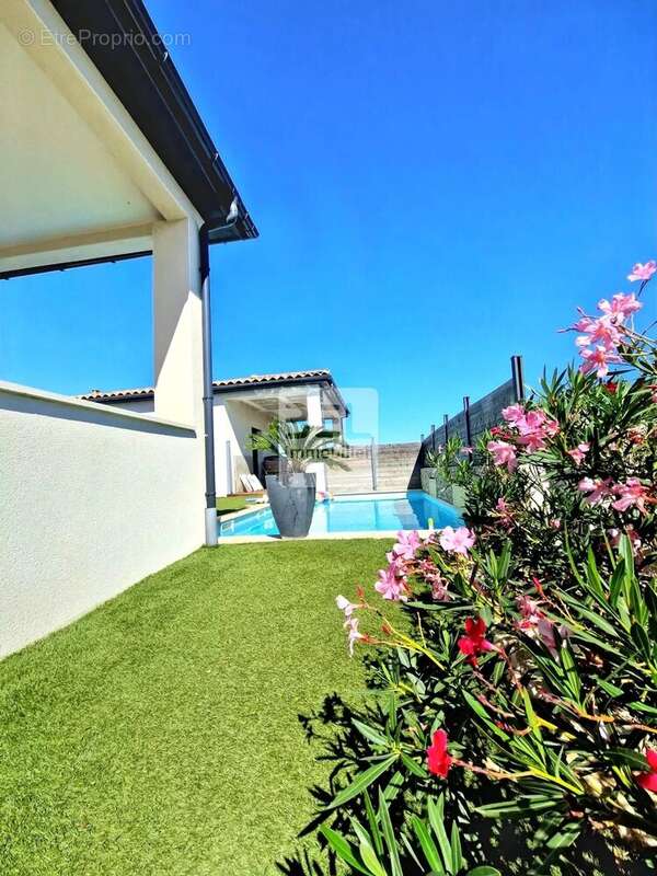 Maison à ROCHEFORT-DU-GARD