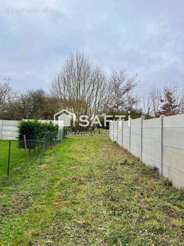 Terrain 1322 m² à Bretignolles  - photo 5