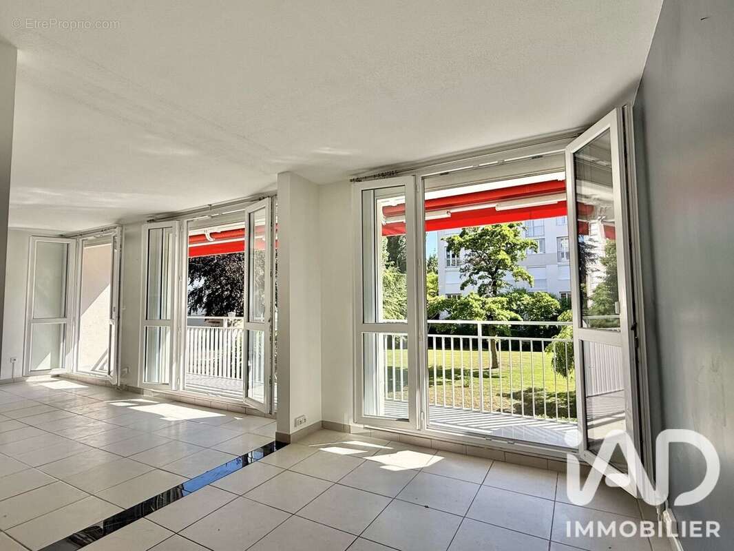 Photo 6 - Appartement à CHILLY-MAZARIN