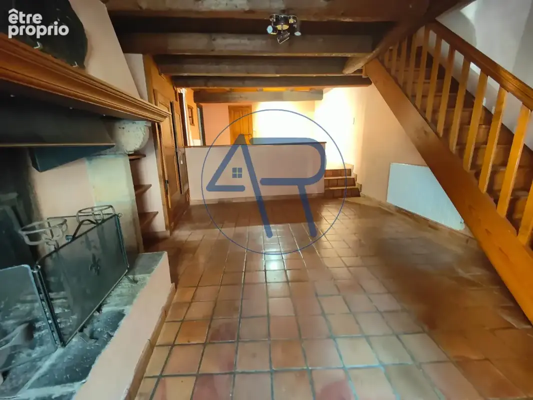 Maison de caractère au cœur de Lavaudieu - photo 4
