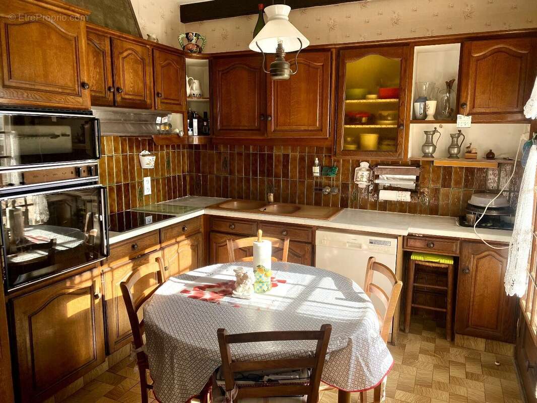 AGDE - Splendide Maison de 168m² à Agde, Proche de Toutes les Commodités - photo 6