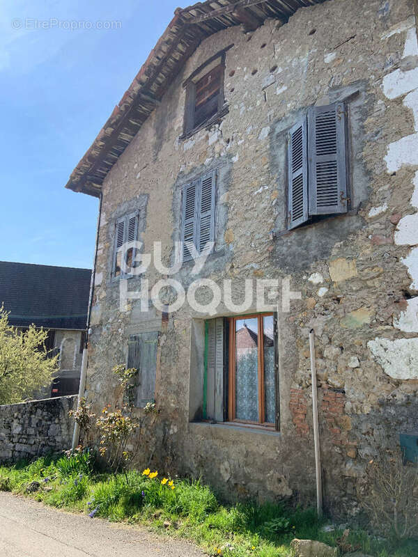 Maison à CHAPAREILLAN