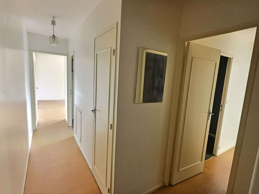 Appartement à IVRY-SUR-SEINE