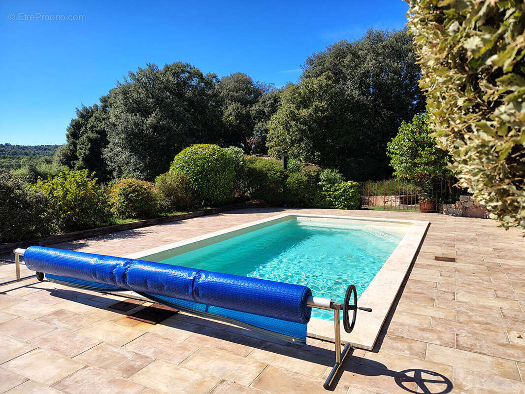 Maison à FOX-AMPHOUX