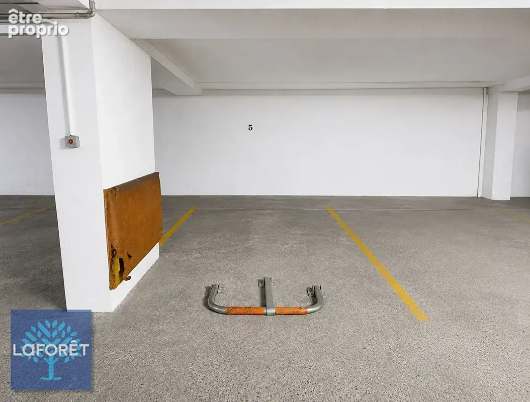 Parking à CANNES