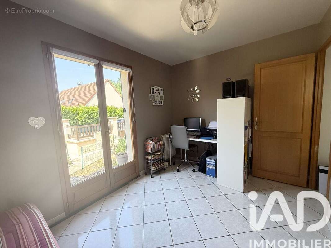 Photo 9 - Maison à VAUX-LE-PENIL