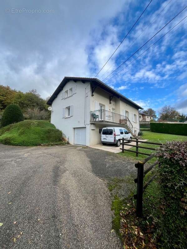 Maison à GEOVREISSIAT