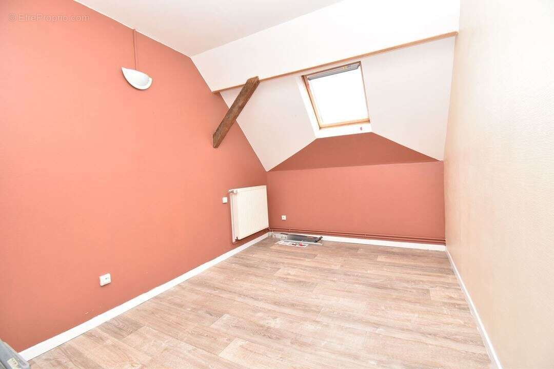 Maison 92 m² à Cambrai  - photo 7