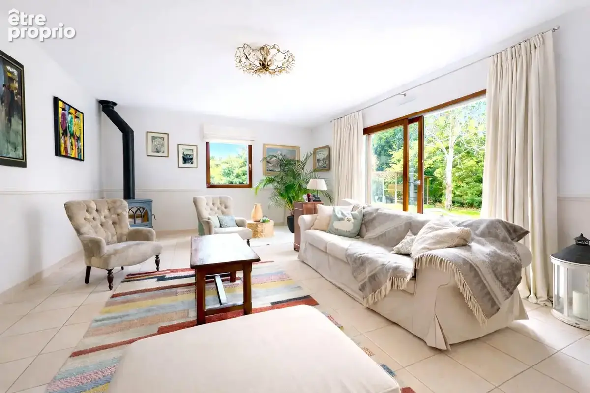 Maison 250 m² à Le Vesinet  - photo 5