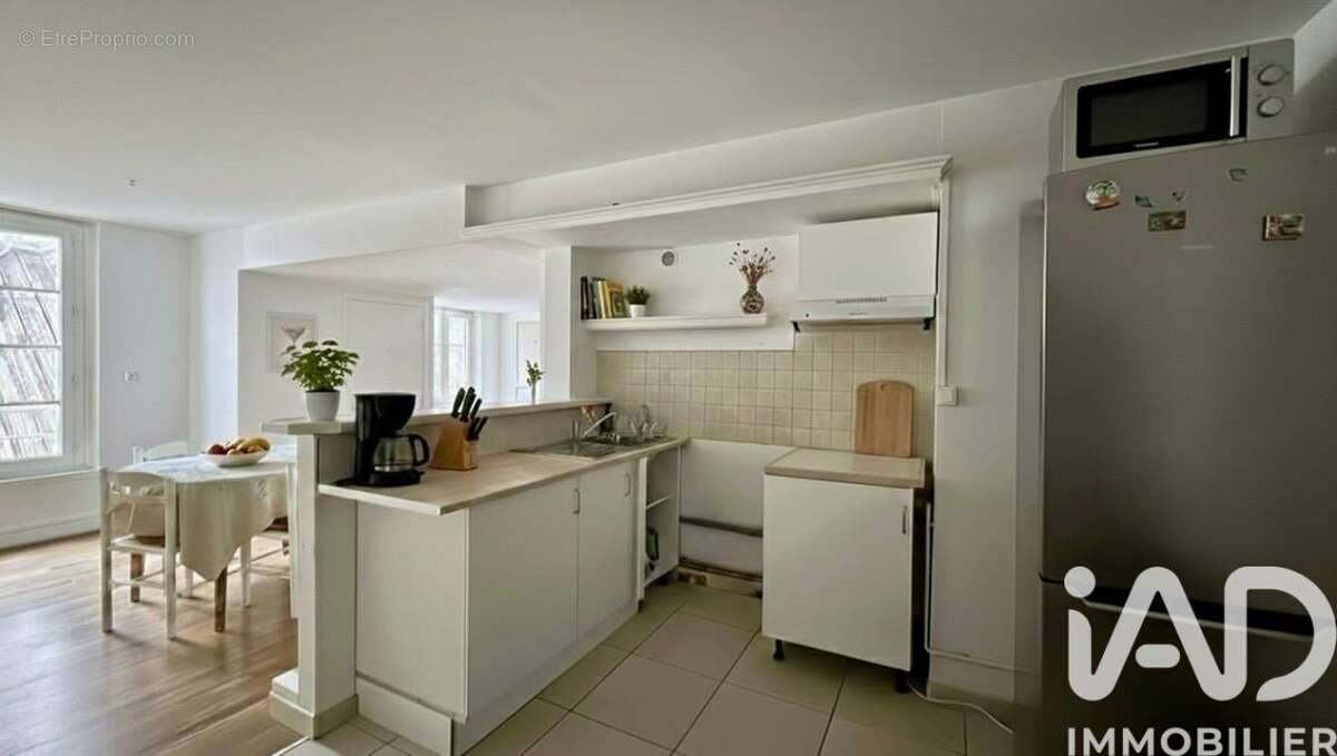 Photo 4 - Appartement à VILLENEUVE-SUR-YONNE