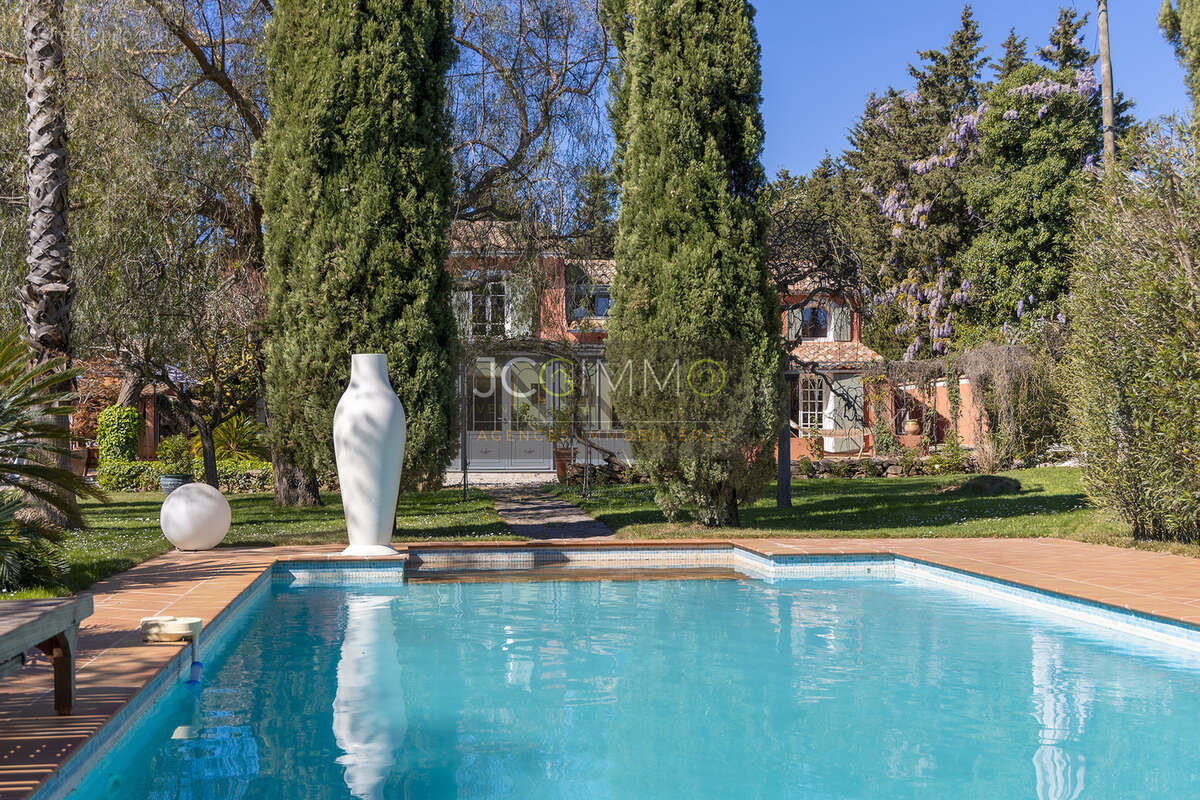 Maison à PUGET-VILLE