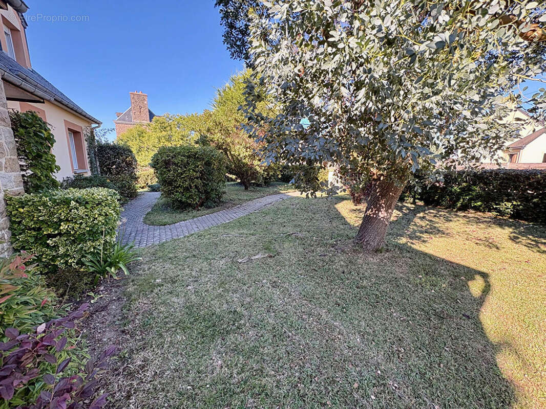 Maison à SAINT-COULOMB