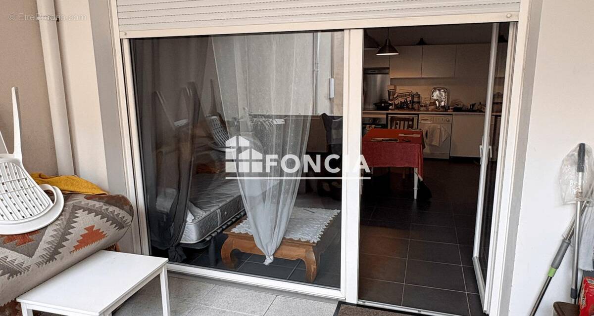 Appartement à MARSEILLE-5E