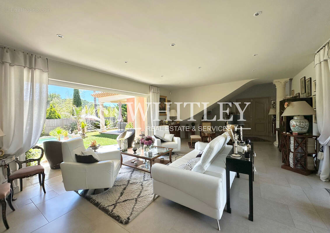 Maison à SAINT-RAPHAEL