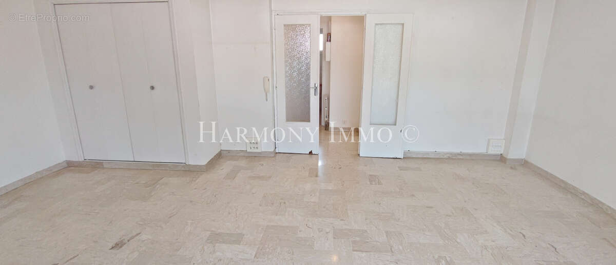 A vendre- Appartement T3 de 66m2 à 5mn à pied du port et des commerces à Sanary-sur-mer 83110(Var). - photo 9