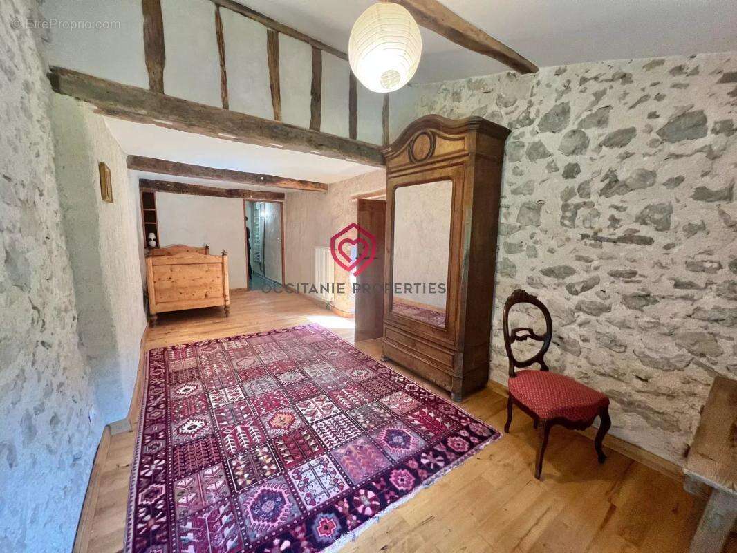 Maison à LE MAS-D'AZIL