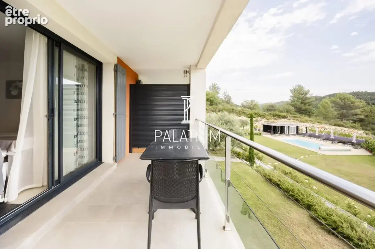 Studio rénové avec Terrasse - Résidence avec piscine - photo 6