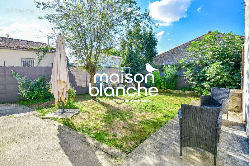 Maison à SAINT-SAUVEUR-D&#039;AUNIS