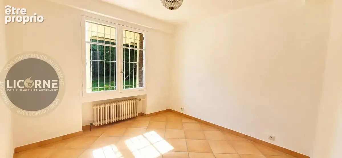 Chambre 1 bas