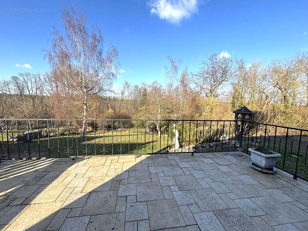 Maison à SAINTE-GENEVIEVE