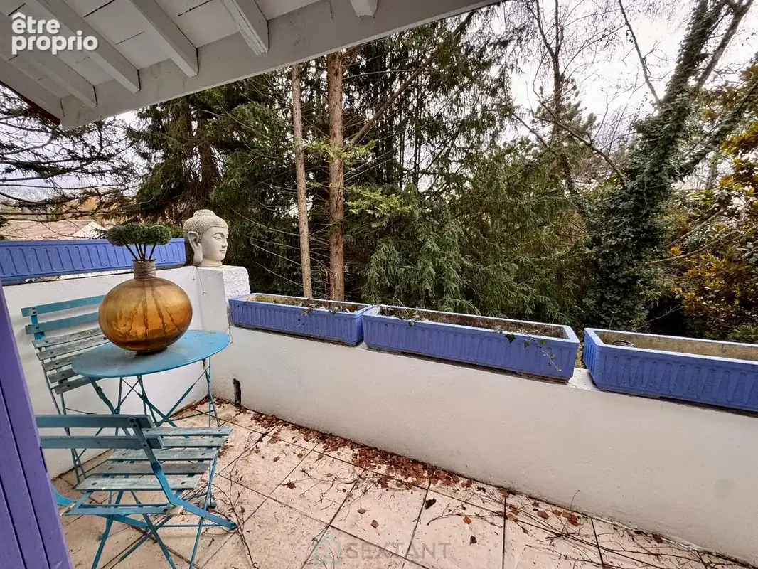 Maison avec dépendance et grand jardin - photo 13